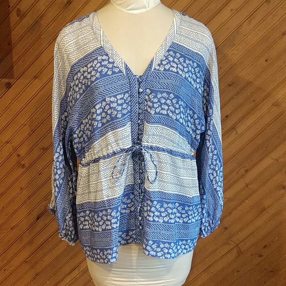 Anthropologie edme & esyllte Women's Size 6 Silk Top Blouse Blue Tie Accent